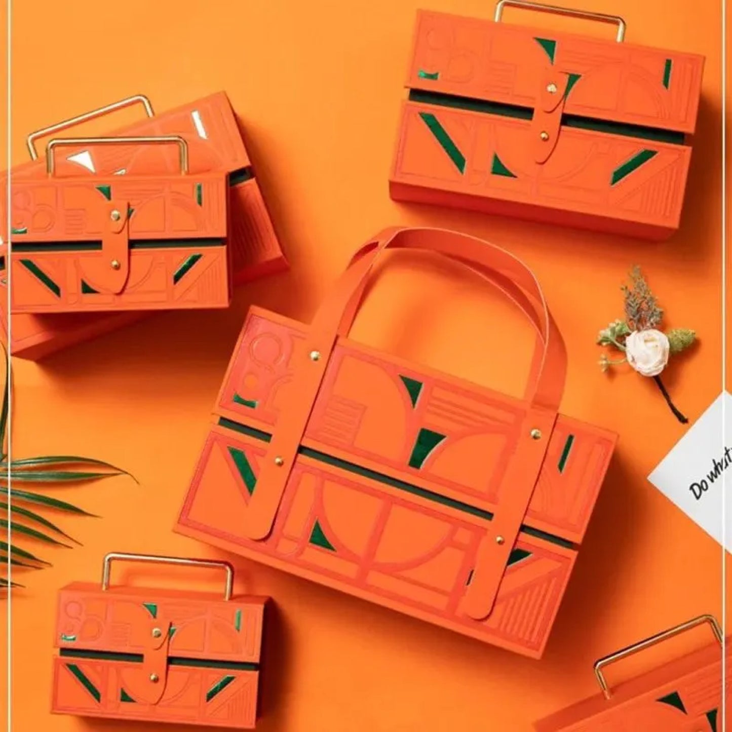 🎁 Boîte Cadeau Design – Chic Orange & Vert Haute Couture